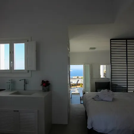 Lemon Tree Houses Holiday home Ano Meria
