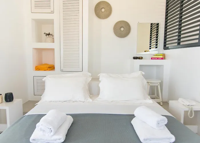 Lemon Tree Houses Holiday home Ano Meria