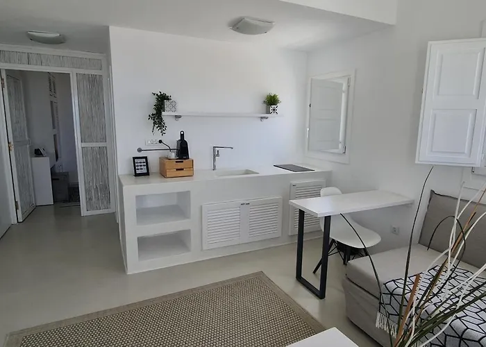 Lemon Tree Áno Meriá